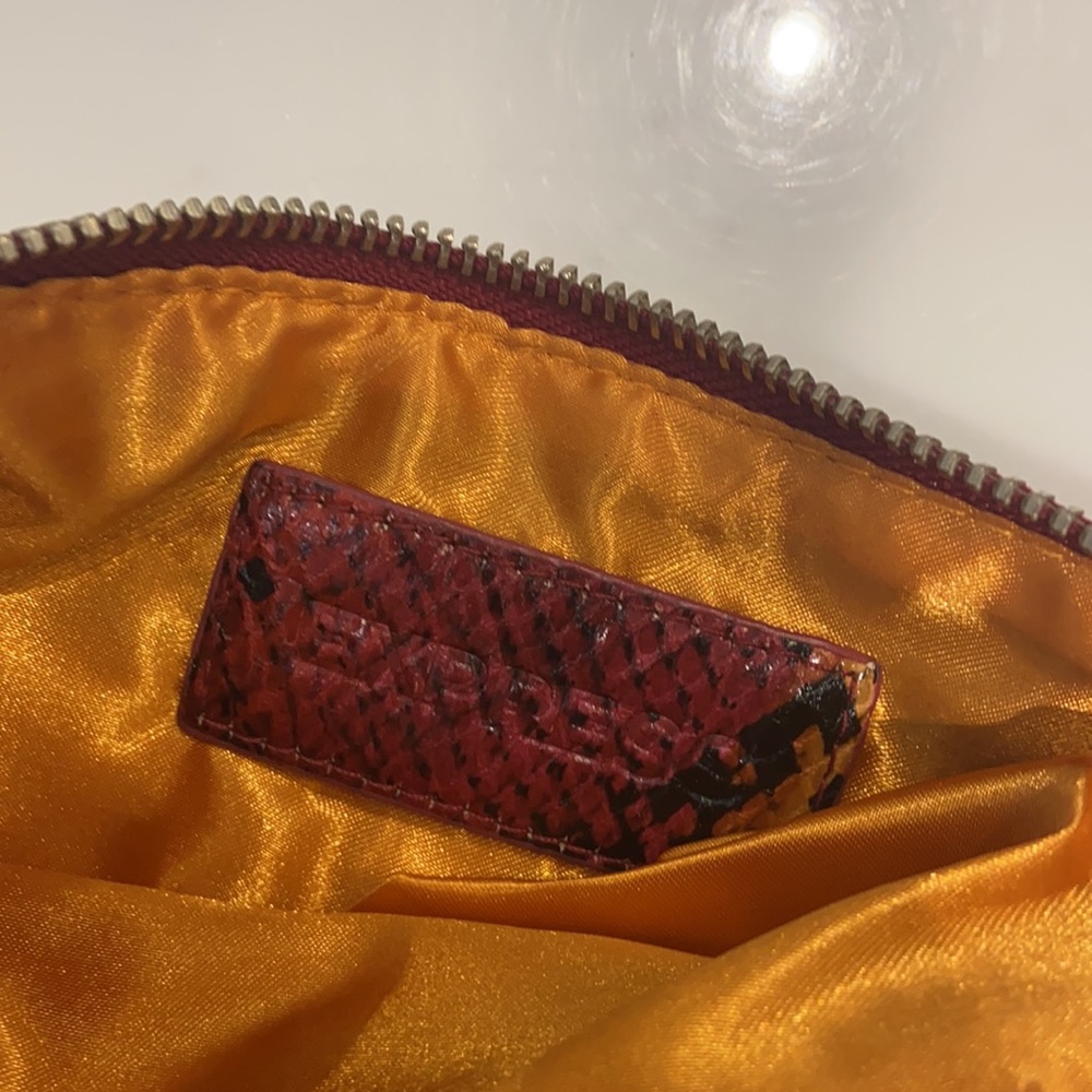 Express wristlet - Picture 3 of 3